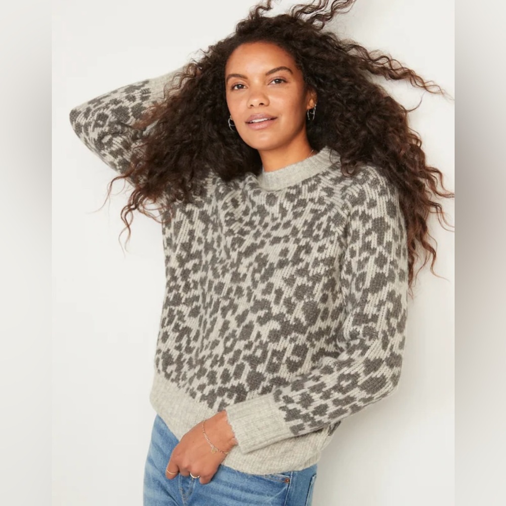 New OLD NAVY knit print sweater